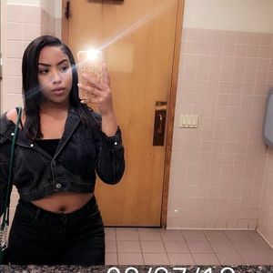 Meet your Posher, Arianna